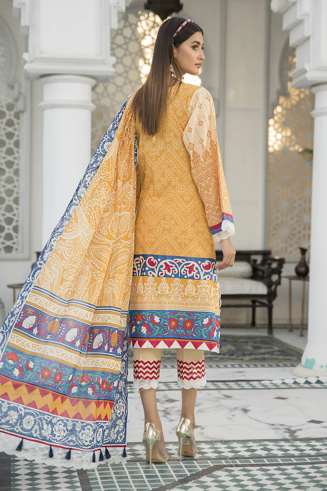 Sorayya-Unstitched-3 Piece-D06