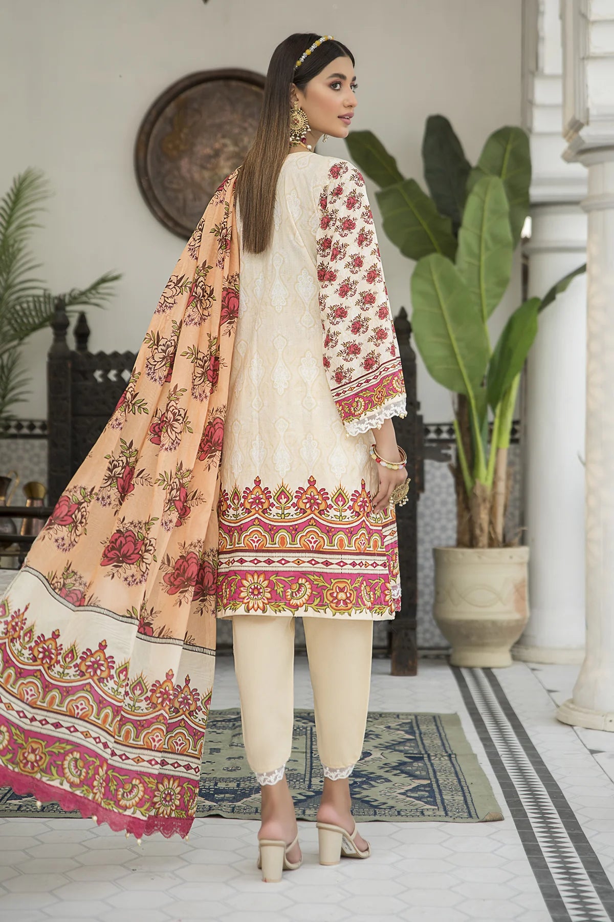 Sorayya-Unstitched-3 Piece-D07