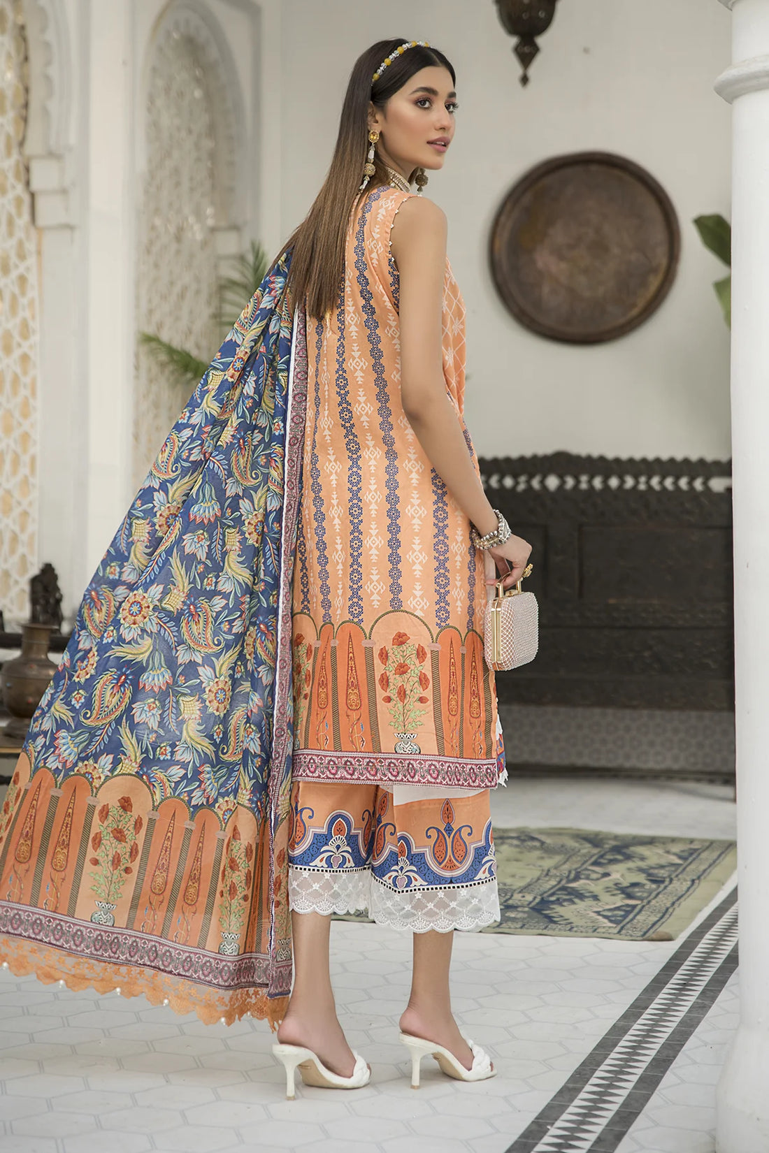 Sorayya-Unstitched-3 Piece-D09